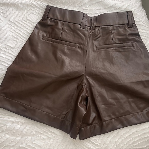 NWT Abercrombie & Fitch Brown Leather Shorts - Picture 3 of 4
